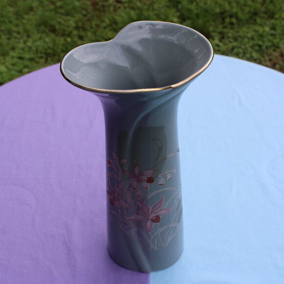 Pastel Floral Vase - Picture 2 of 7